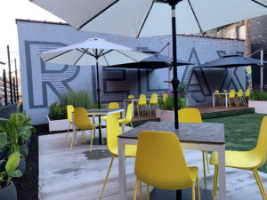 HDG Architecture Downtown Courtyard — landscape design and construction by Blend Outdoor