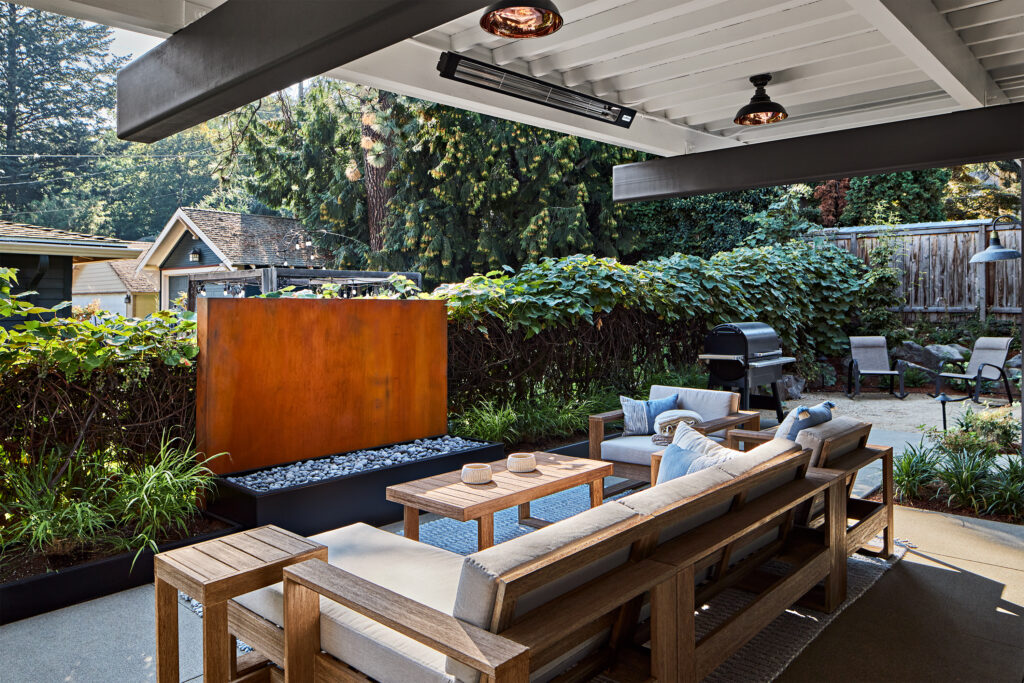 Modern Breezeway — Modern breezeway
