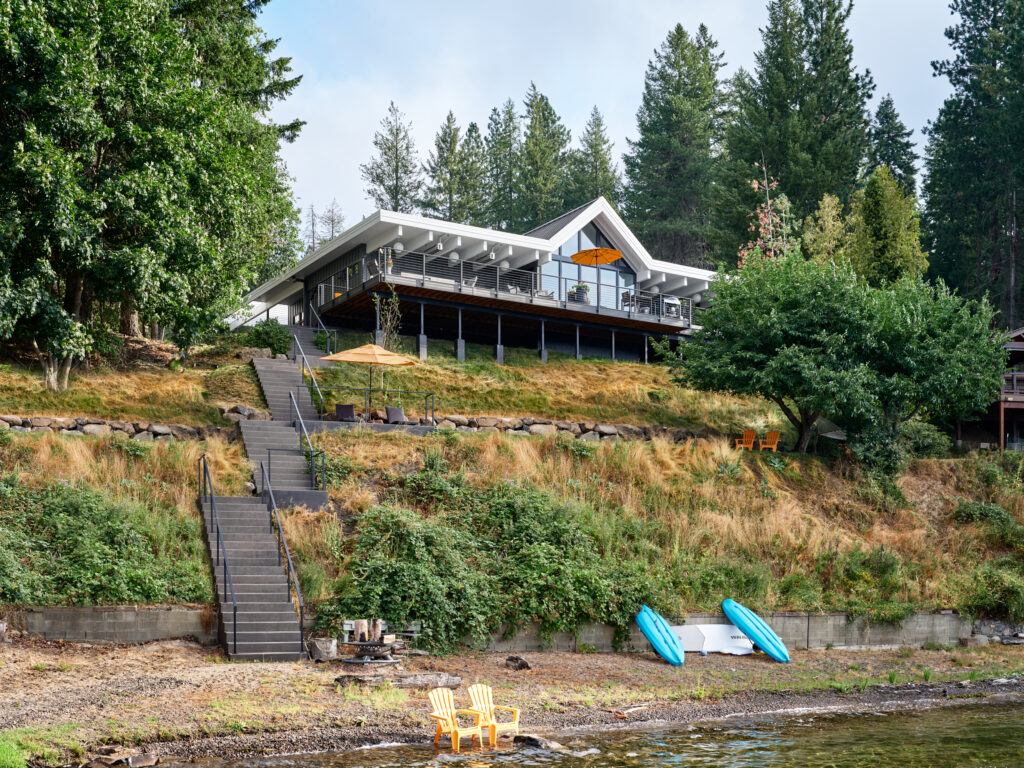 Rockford Bay Retreat — landscape design and construction by Blend Outdoor